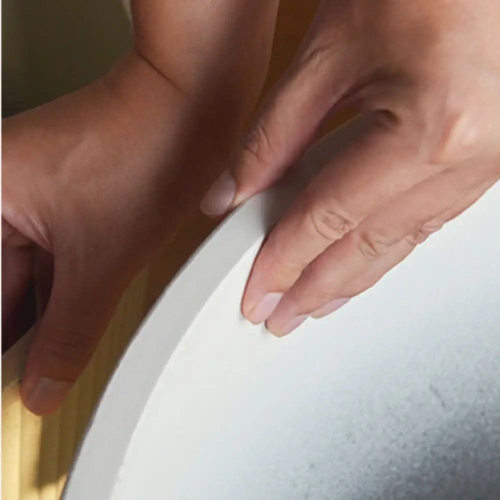 Grand pot de fleur gris