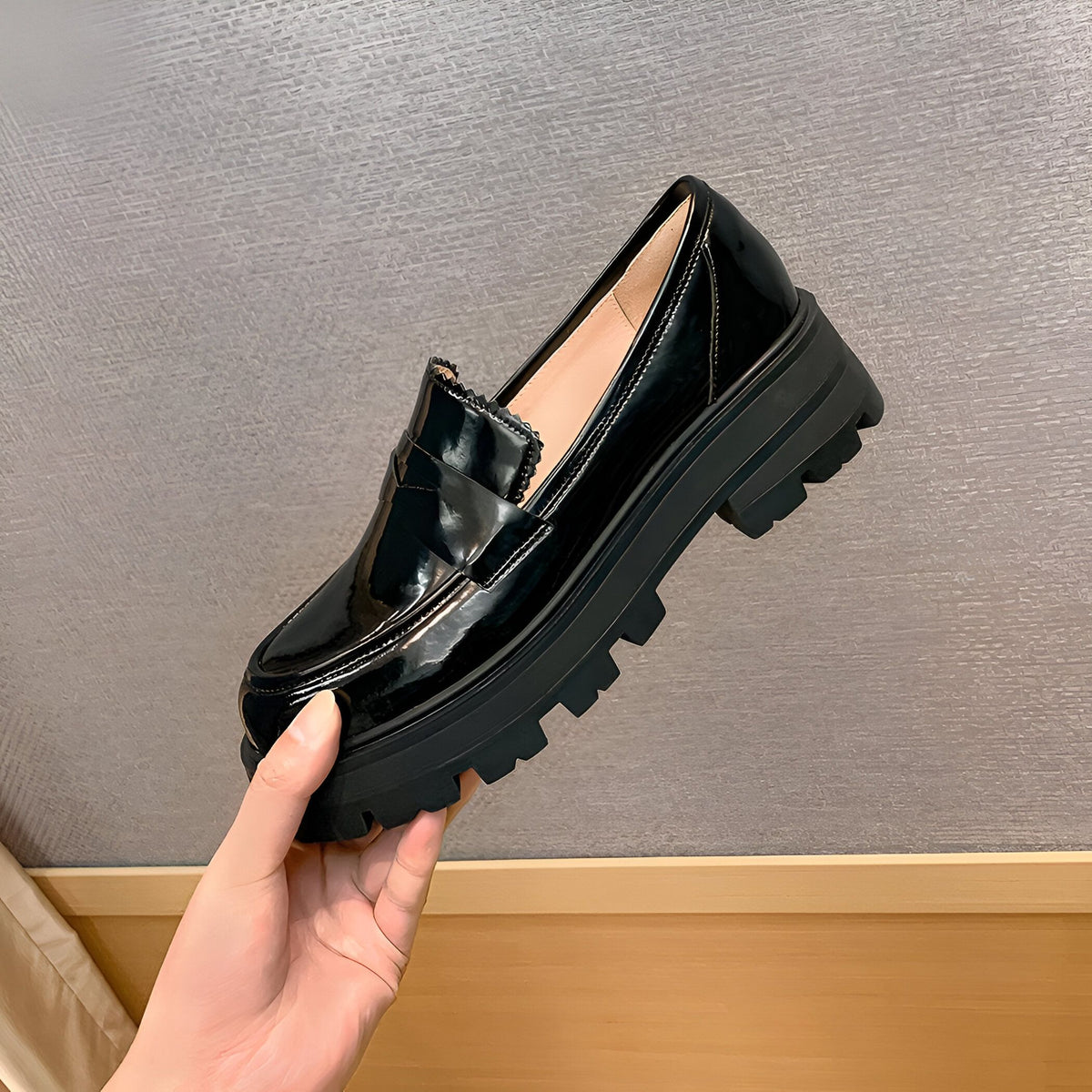 Luxia Mocassins Marron Cuir Vernis Plateforme