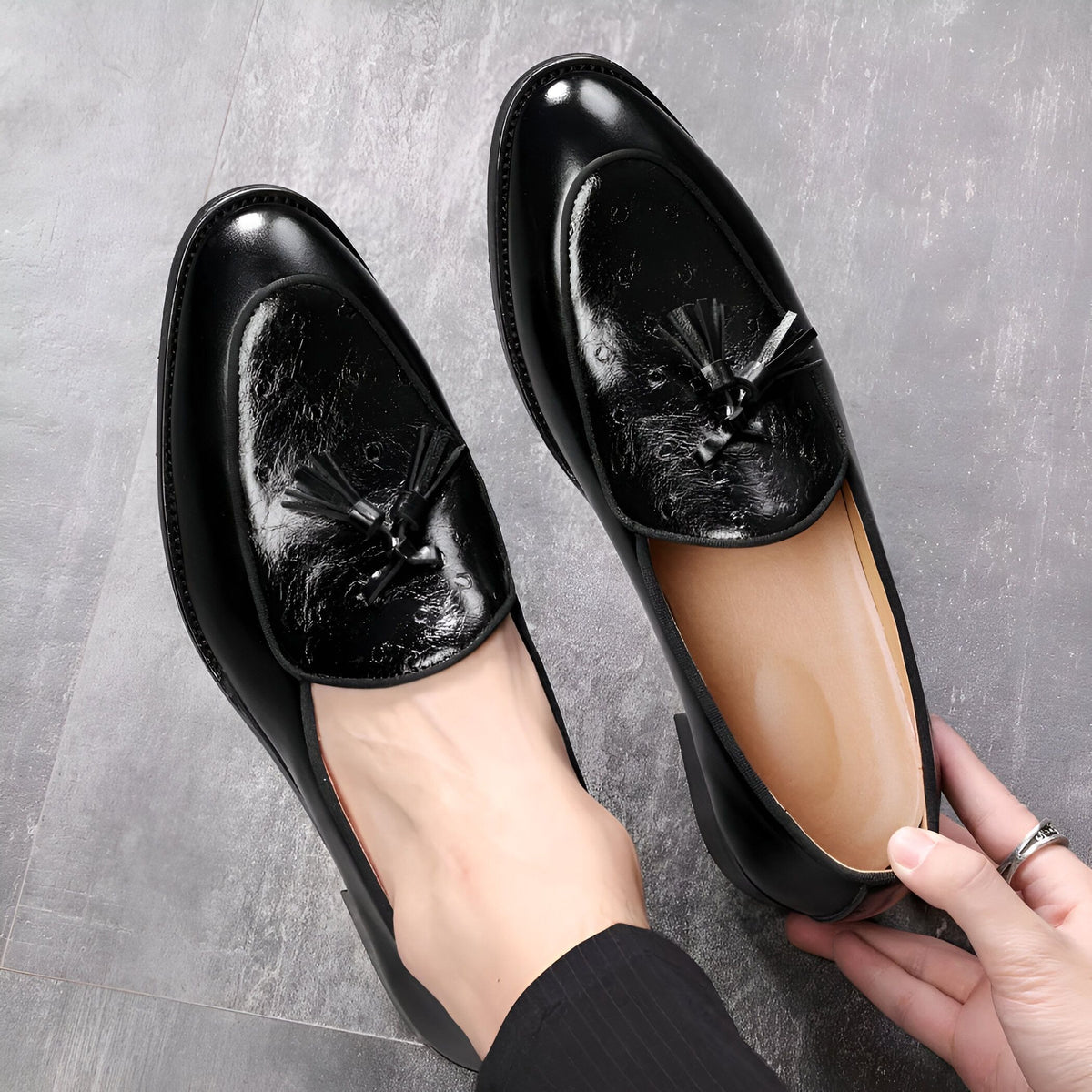 Mocassins Homme Simili Cuir à Glands — Élégance Affinée
