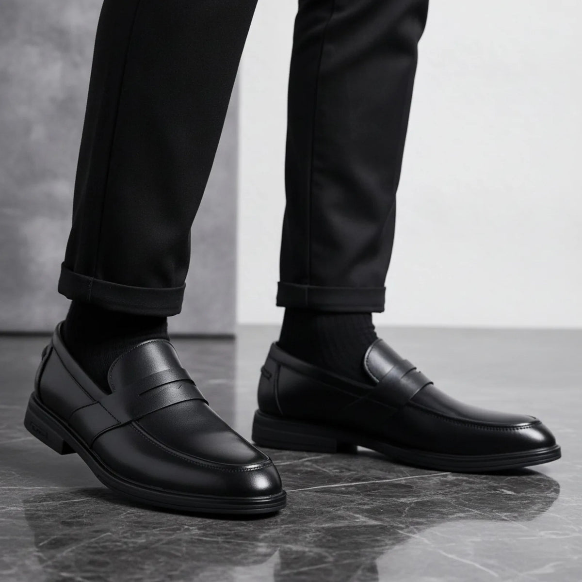 Luxe Mocassins classiques noirs cuir synthétique homme
