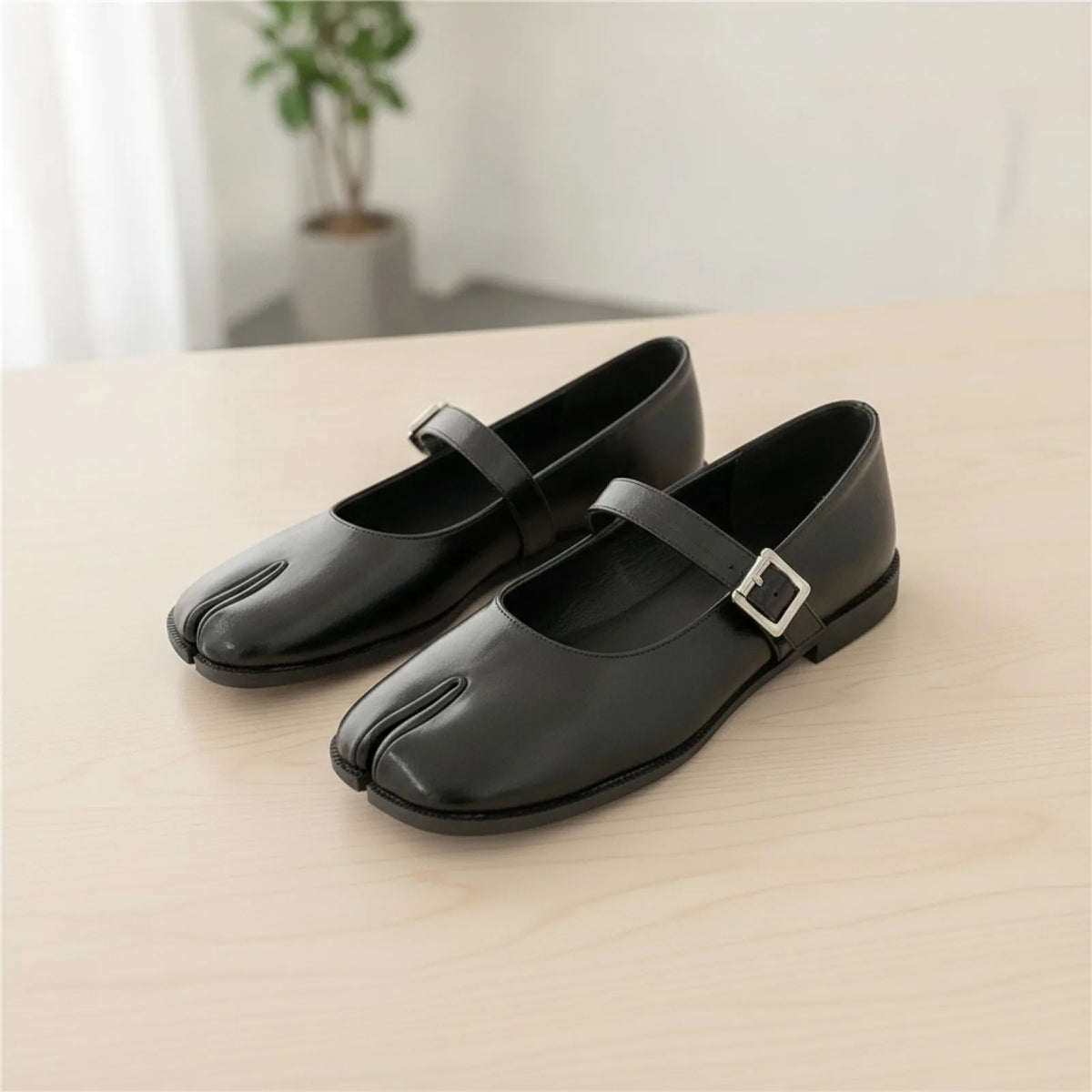 Nova Ballerines Mary Jane Tabi Femme Noires Simili Cuir