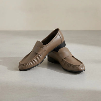 LuxeBrand Mocassins Rétro Cuir Souple Talon Carré