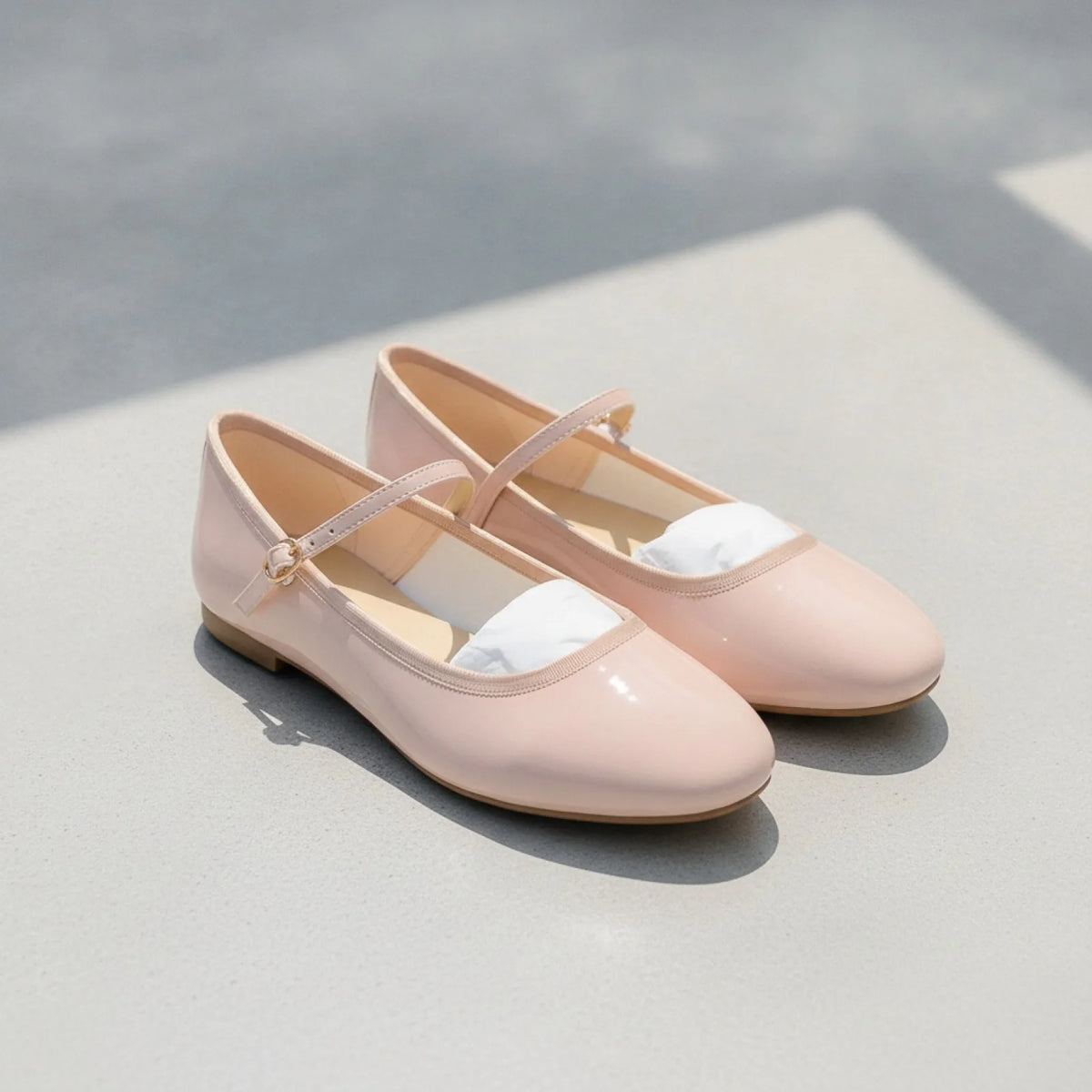 NOVA Ballerines Mocassins Rondes Vernies en Cuir Végan
