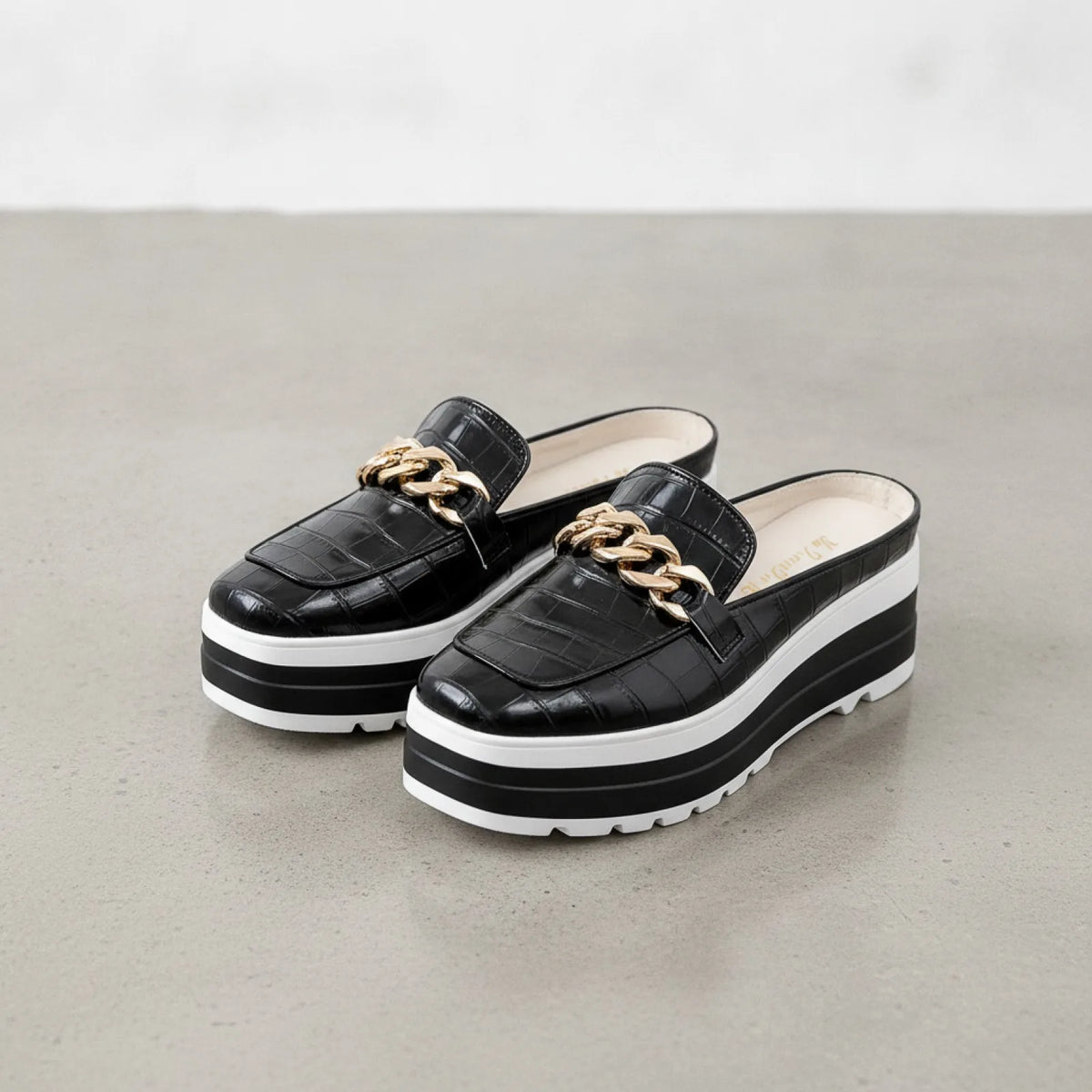 Mules compensées vegan Luxe - Croco & Chaîne dorée