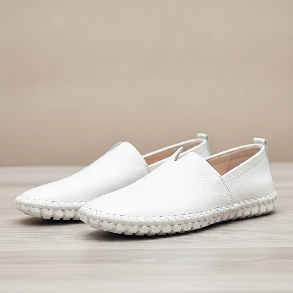 Nova Mocassins Homme Blancs Décontractés en Simili Cuir