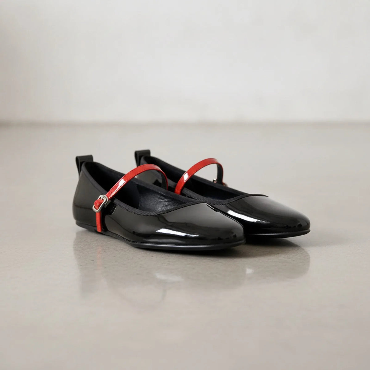 Luxe Mocassins Ballerines Vernis Noir/Rouge