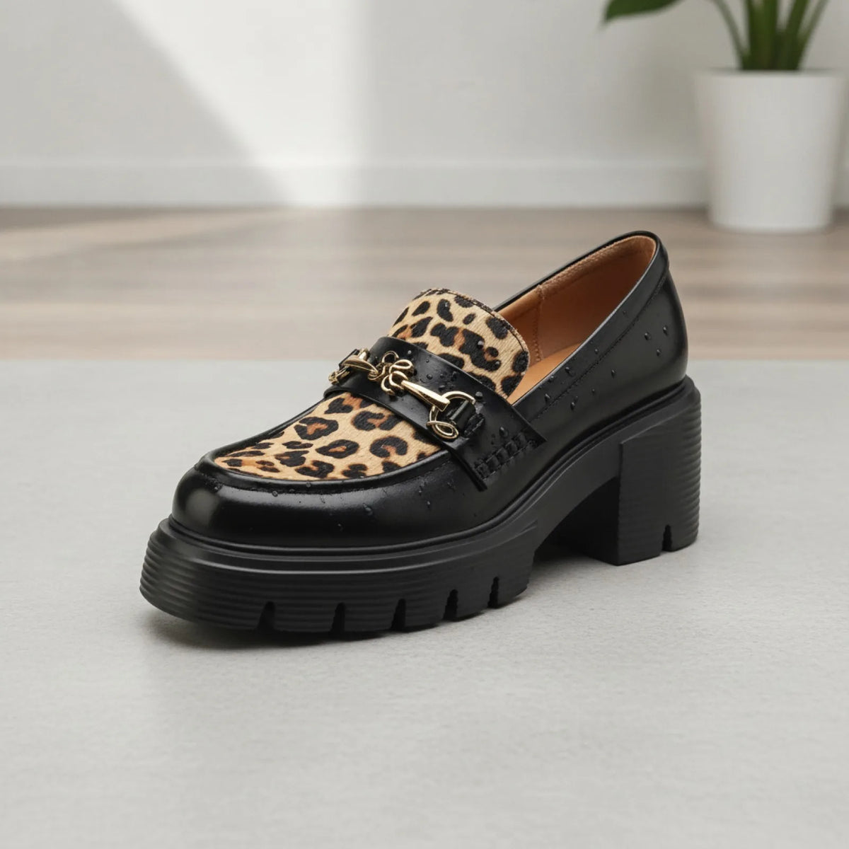 Élégance Mocassins Femme Noirs Léopard & Talon Bloc