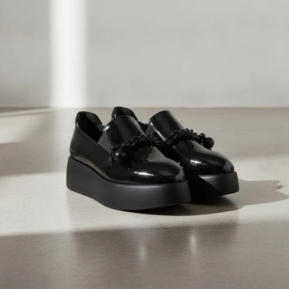Luxe Mocassins vernis plateforme avec chaîne