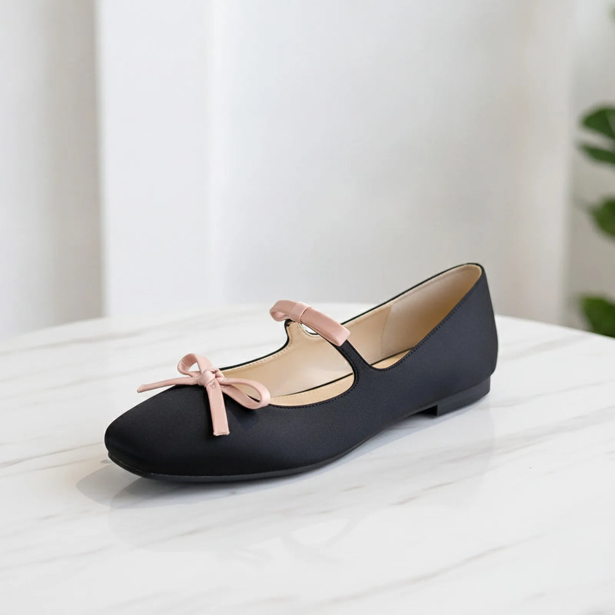 Mocassins Mary Jane — Bout Carré et Nœud Délicat