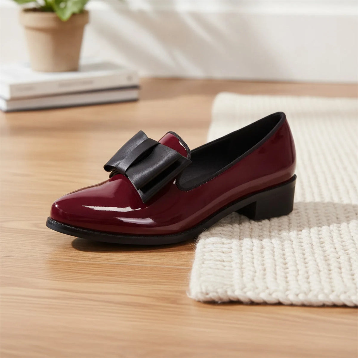 Luxe Mocassins Cuir Verni Bout Pointu Nœud Décoratif