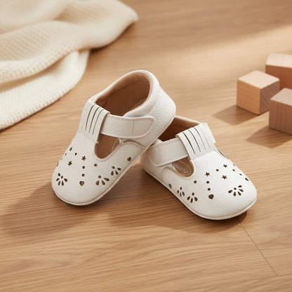 Luma Mocassins Souples Bébé Fille Ajourés Confortables