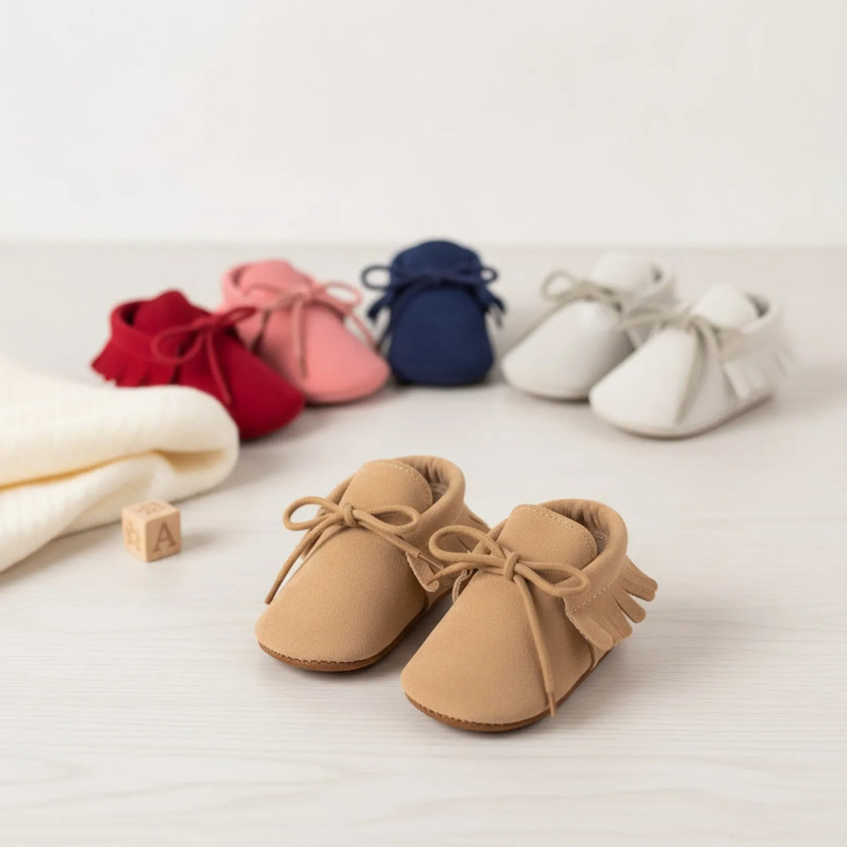 LuxeKids Mocassins Bébé Souples à Franges et Lacets