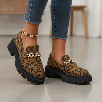 Mocassins Femme Léopard: Style et Confort Signature