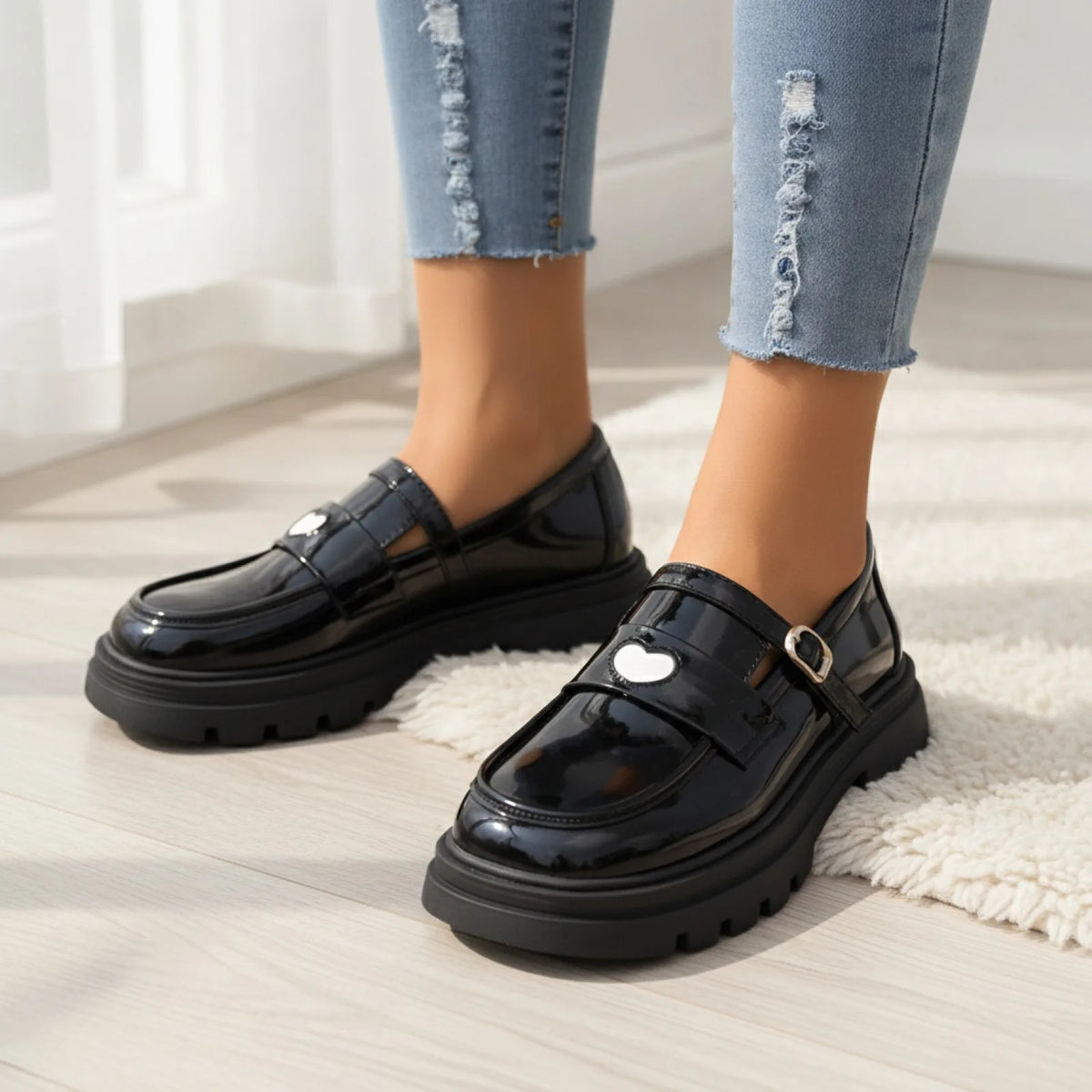 Élite Mocassins Femme Verni Noir Cœur Semelle Épaisse