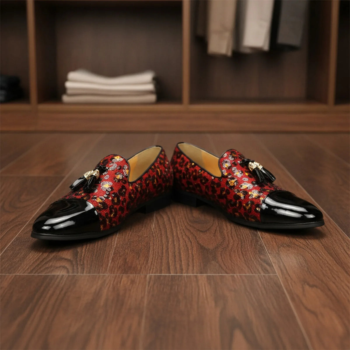 Mocassins Vernis Noirs – Simili Cuir, Sequins et Glands