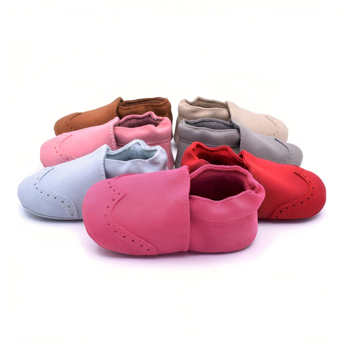 Étoile Chaussons bébé cuir souple avec détails perforés