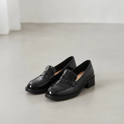 ChicLux Mocassins Noir Talons Carrés Femme Style Preppy