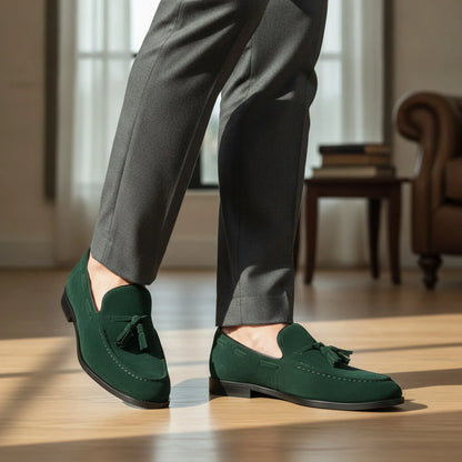 Mocassins Homme Suédine Verte à Glands – Élégants