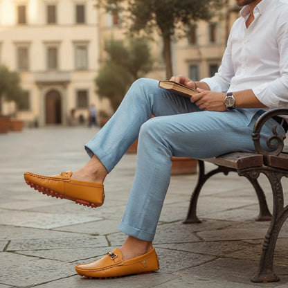 NOVA Mocassins Homme Souples Effet Cuir Boucle Dorée