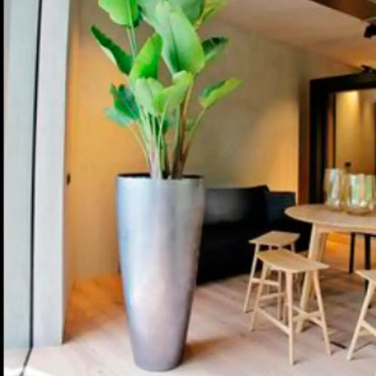 Grand pot de fleur argenté