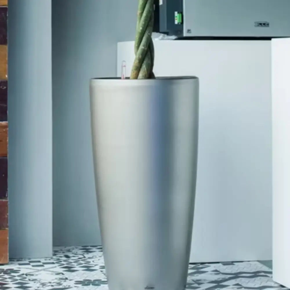 Grand pot de fleur argenté