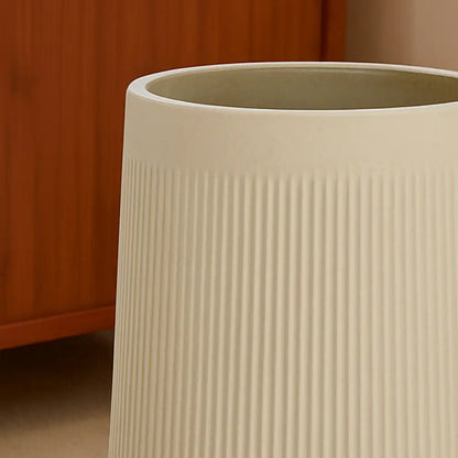 Grand pot de fleur beige