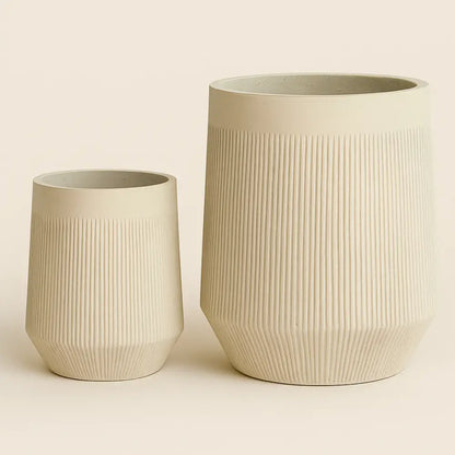 Grand pot de fleur beige