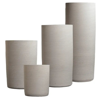 Grand pot de fleur blanc