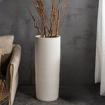 Grand pot de fleur blanc