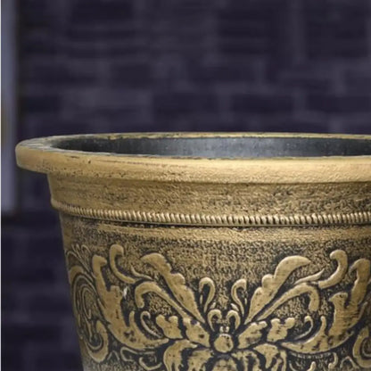 Grand pot de fleur doré