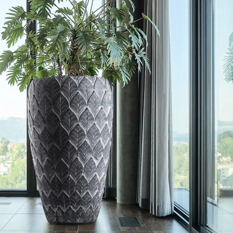 Grand pot de fleur extérieur