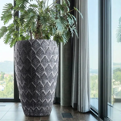 Grand pot de fleur extérieur