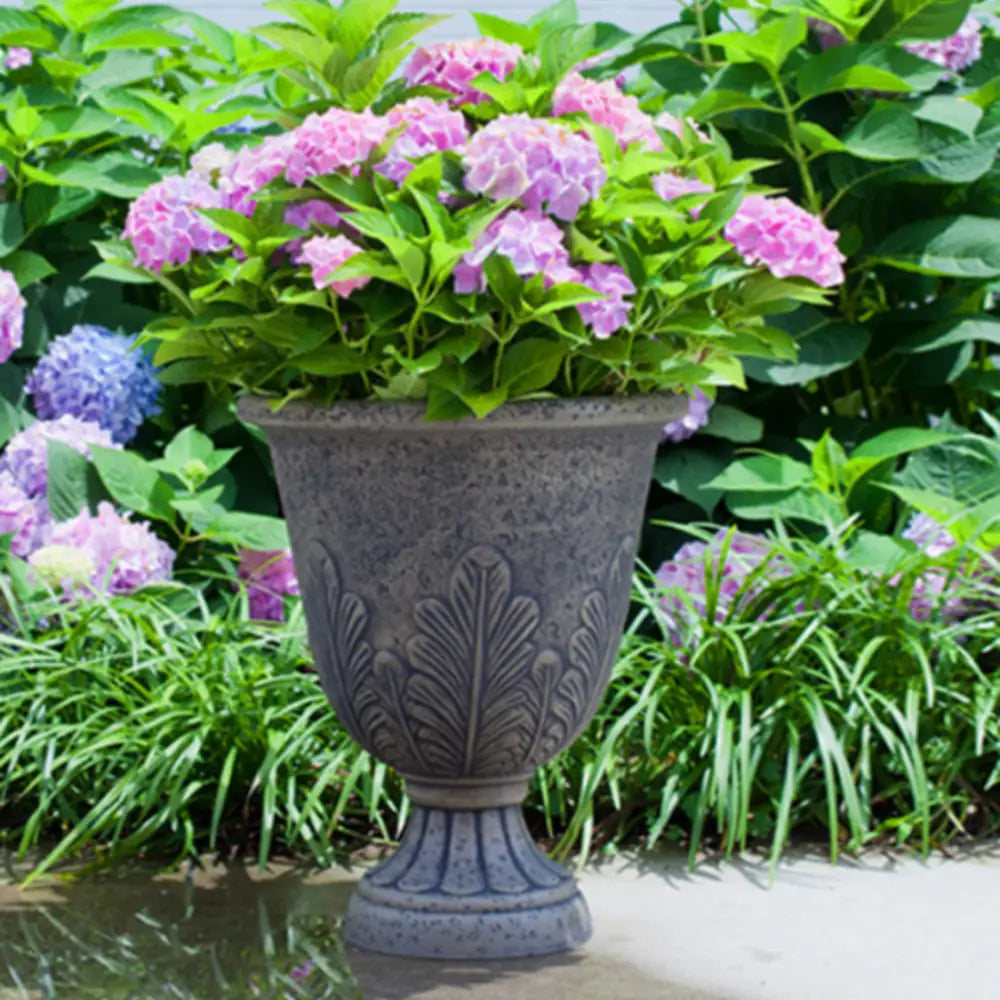 Grand pot de fleur extérieur en résine