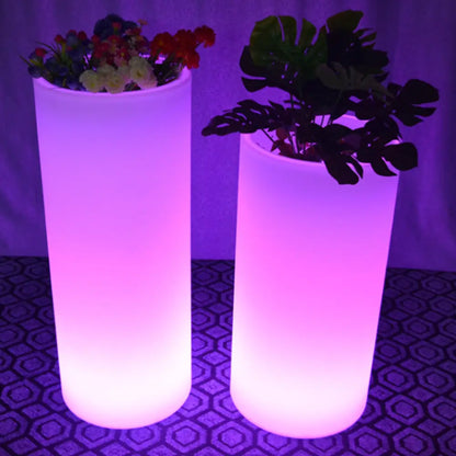 Grand pot de fleur extérieur lumineux