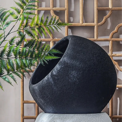 Grand pot de fleur extérieur noir