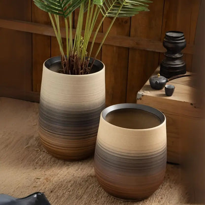 Grand pot de fleur intérieur design