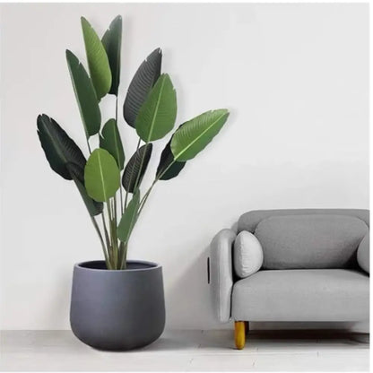 Grand pot de fleur noir extérieur