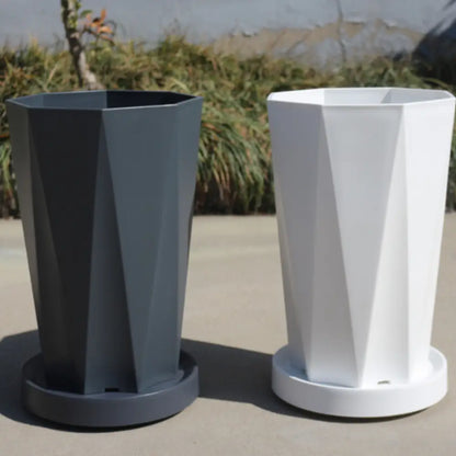 Grand pot de fleur sur roulette