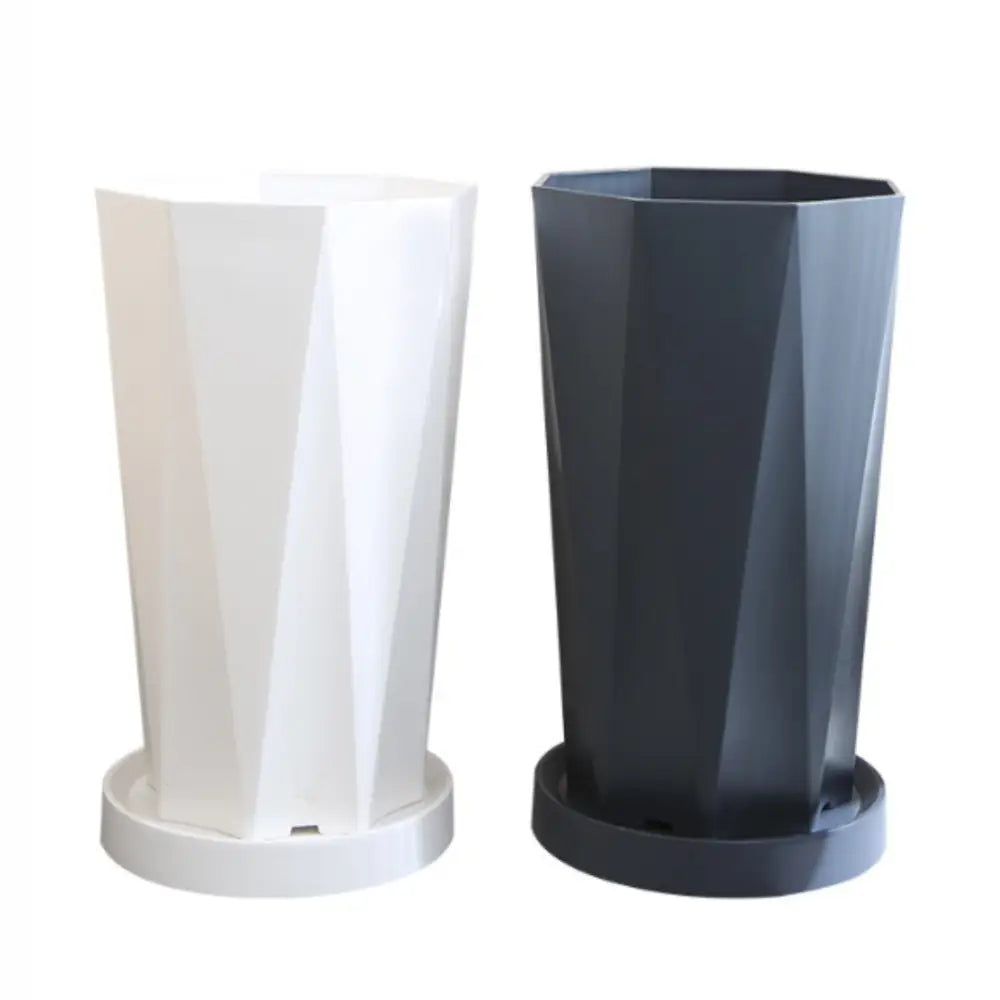 Grand pot de fleur sur roulette