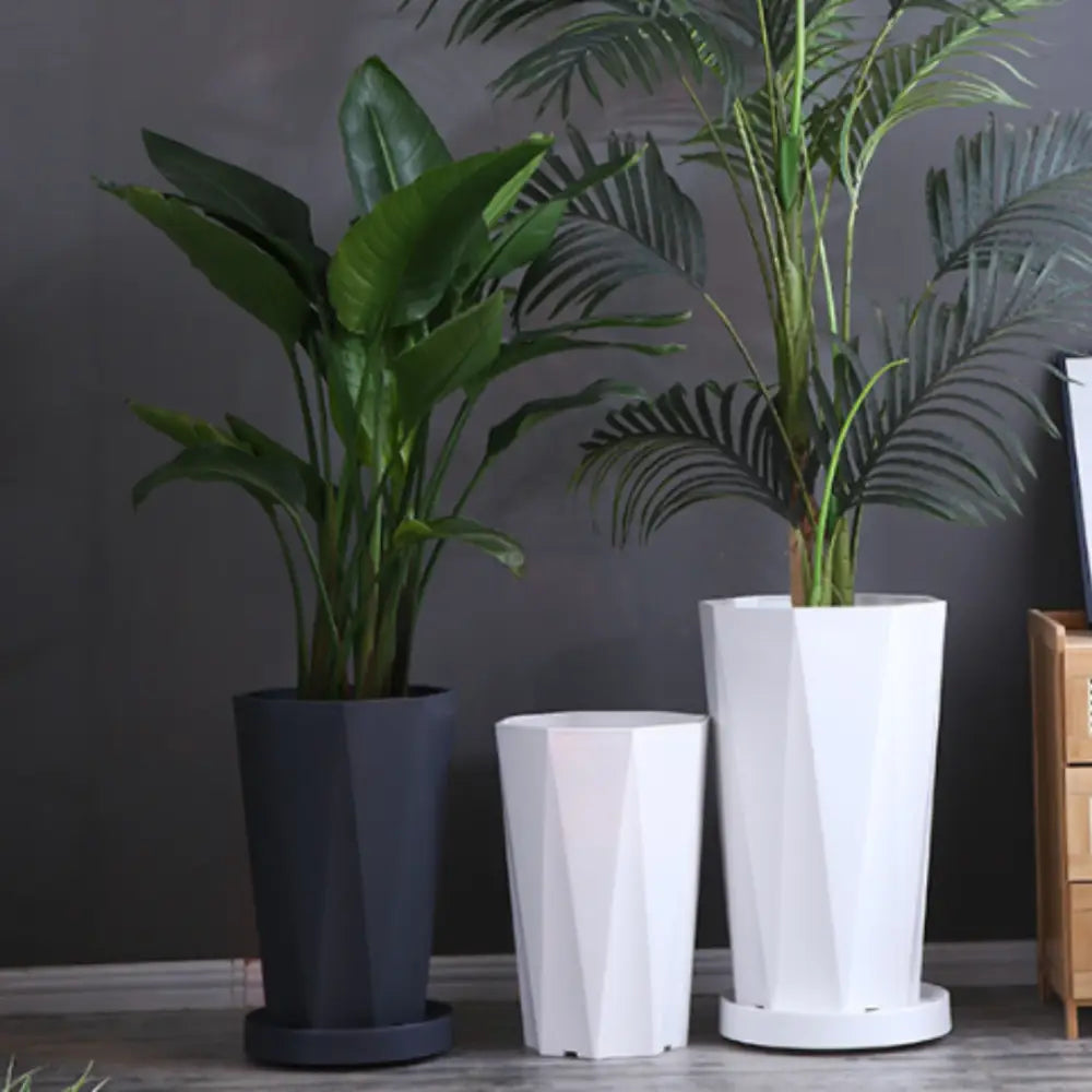 Grand pot de fleur sur roulette