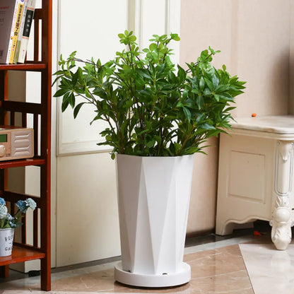 Grand pot de fleur sur roulette