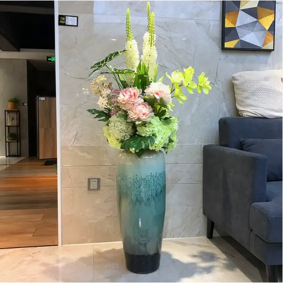 Grand vase à poser au sol design