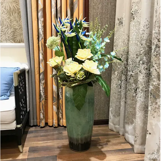 Grand vase à poser au sol design