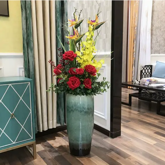 Grand vase à poser au sol design