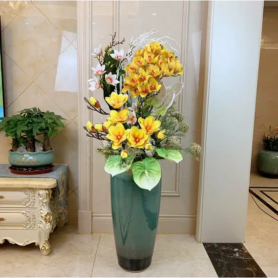 Grand vase à poser au sol design