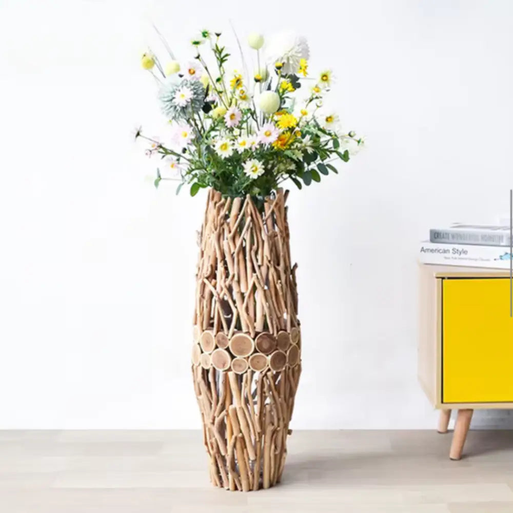 Grand vase avec bois flotté