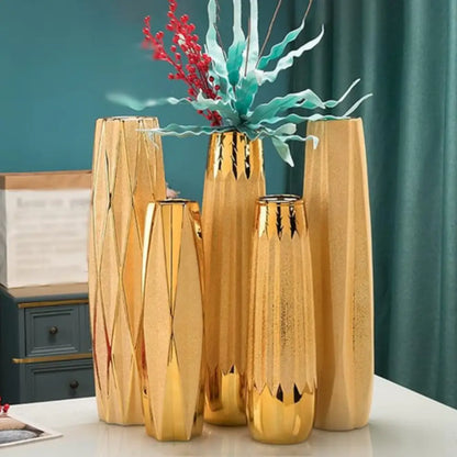 Grand vase couleur or