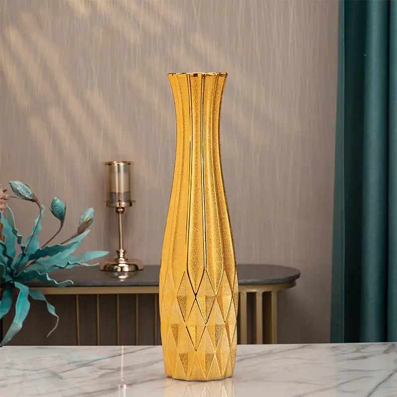 Grand vase couleur or