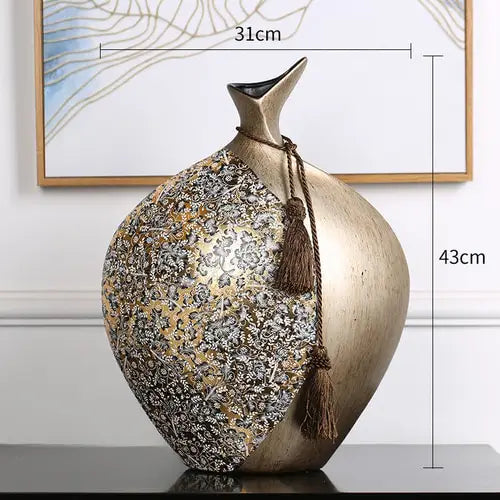 Grand vase design