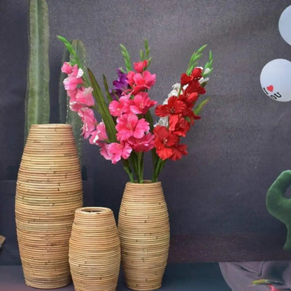 Grand vase en bois à poser au sol